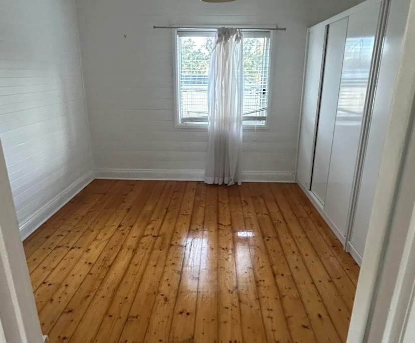 $300, Share-house, 3 bathrooms, North Rothbury NSW 2335