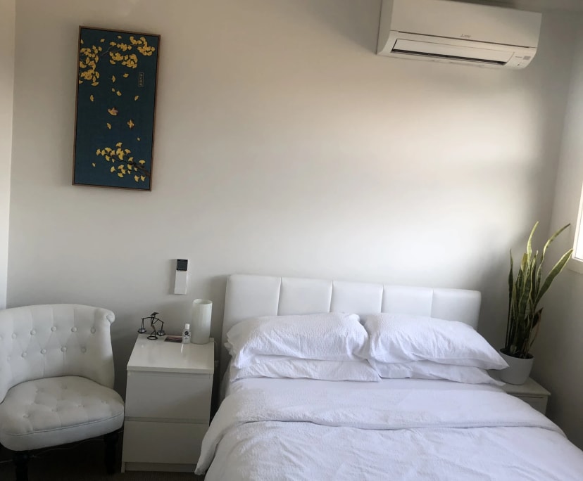 Furnished room in a share house
