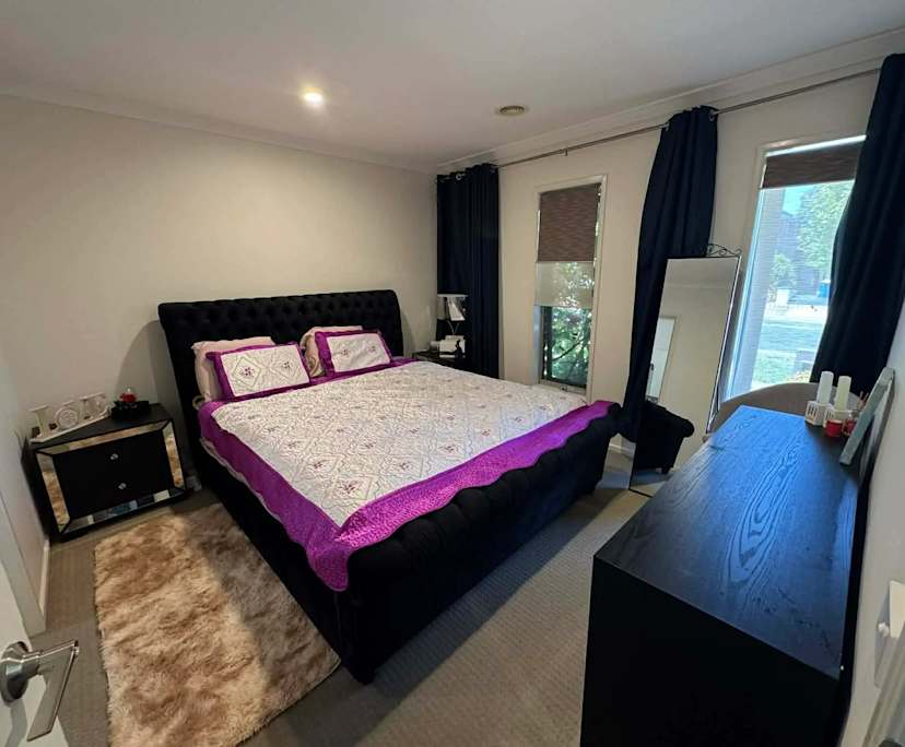 $300, Share-house, 4 bathrooms, Clyde VIC 3978