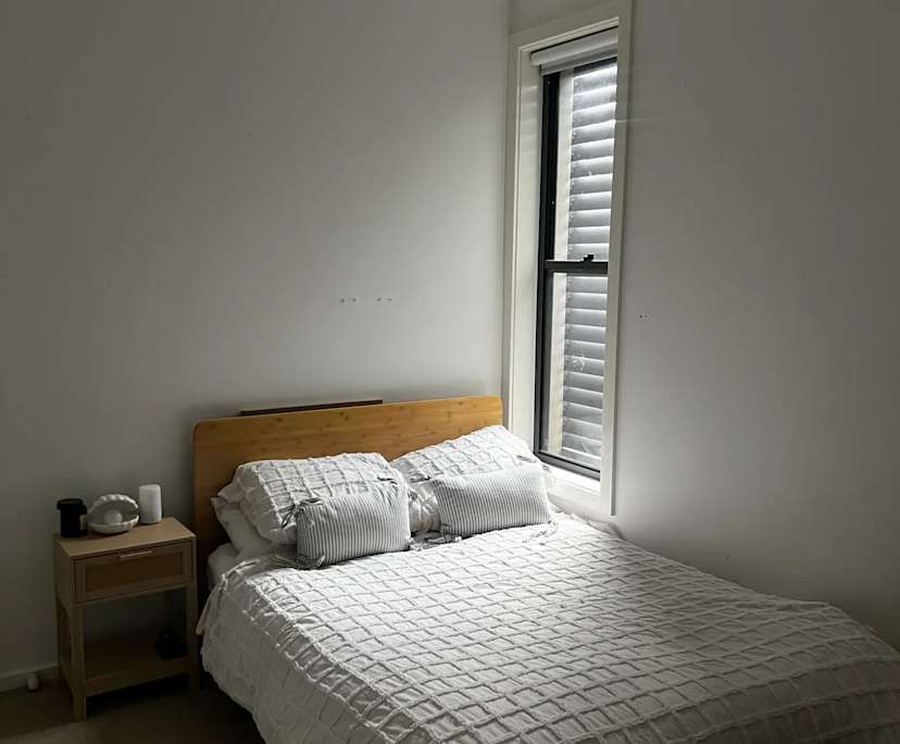 Room in a share house