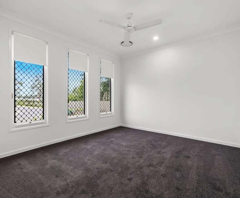 $240, Share-house, 4 bathrooms, Logan Reserve QLD 4133