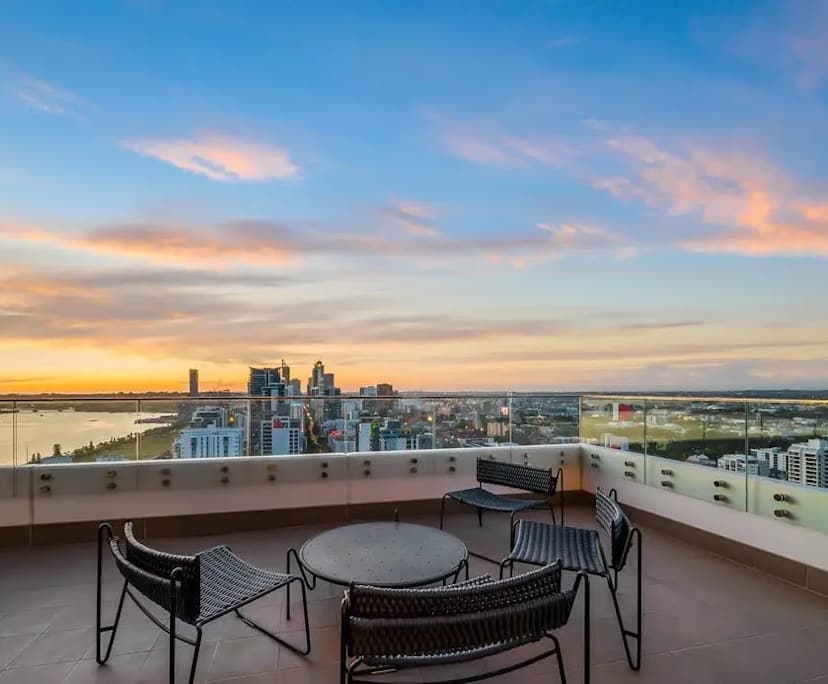 $830, Whole-property, 2 bathrooms, East Perth WA 6004