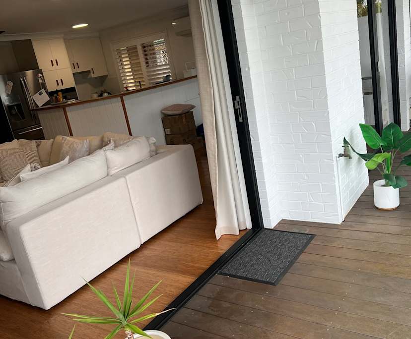 $425, Share-house, 2 bathrooms, Burleigh Heads QLD 4220