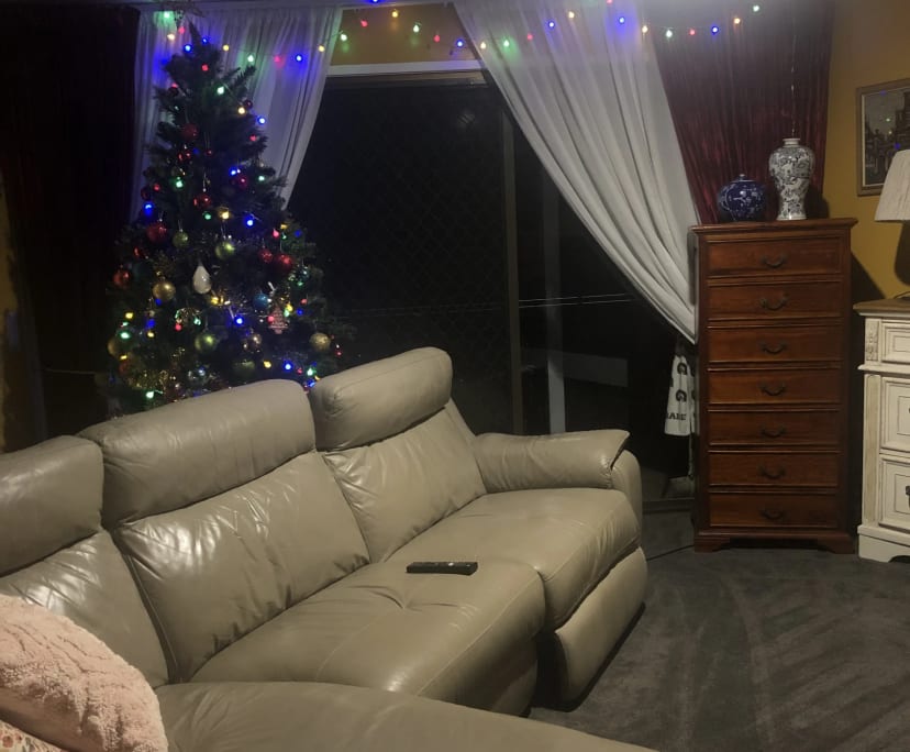 Room for Rent in Ashmore, Gold Coast 230, Furnish...