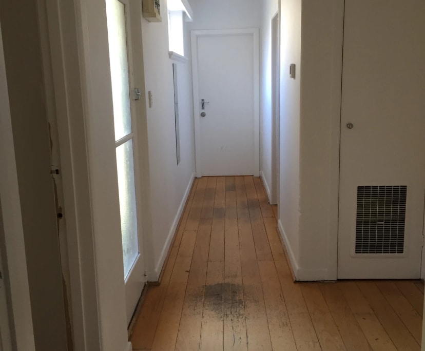 $220, Share-house, 3 bathrooms, St Kilda VIC 3182