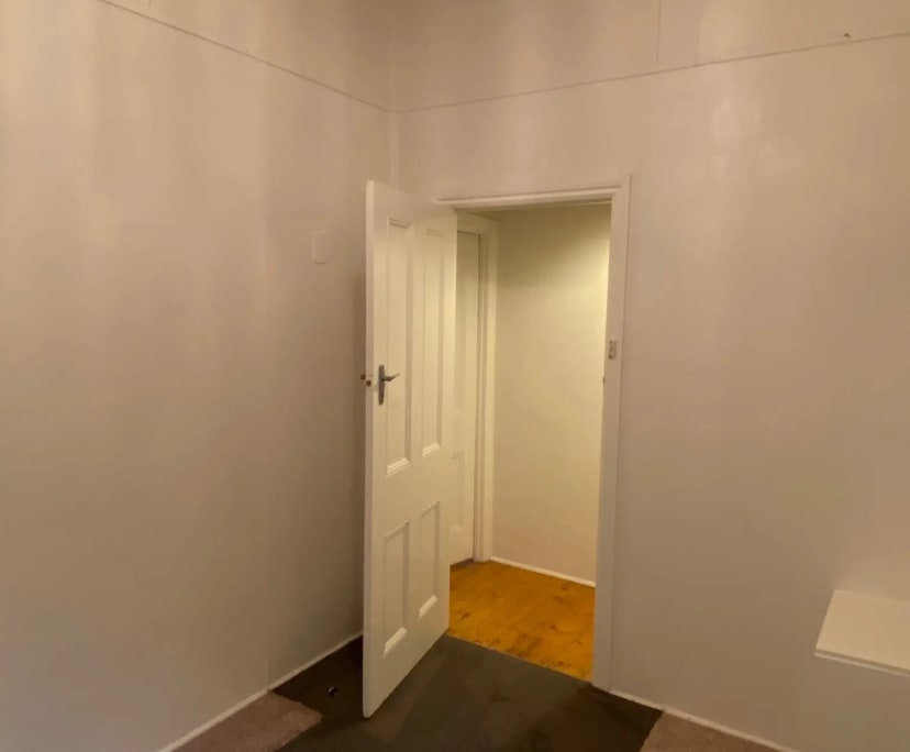 2 Rooms for Rent in Belgrave, Melbourne 250500,
