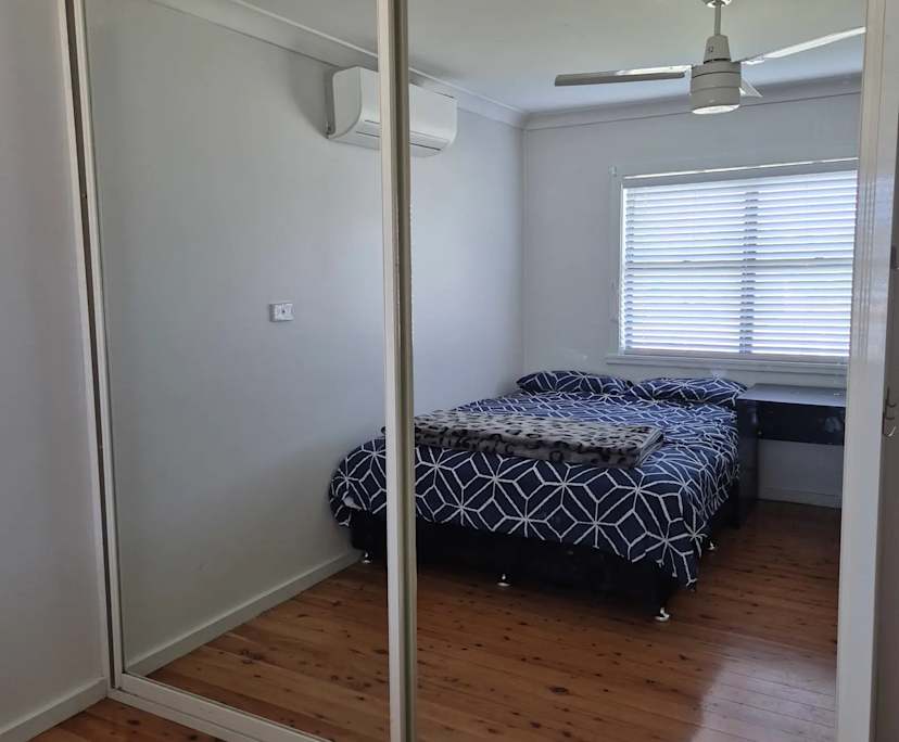 Furnished room in a share house