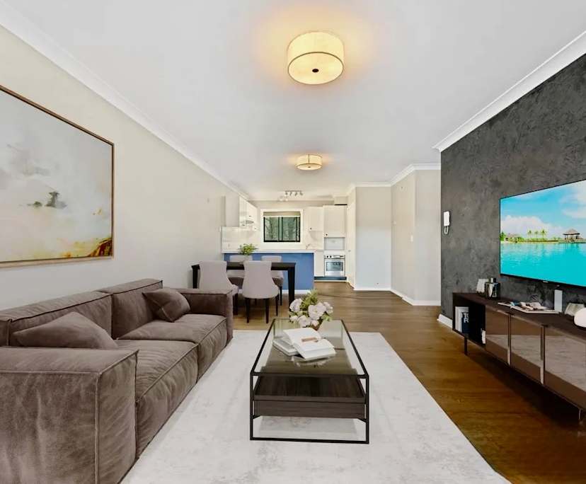 Furnished room with ensuite in a flatshare