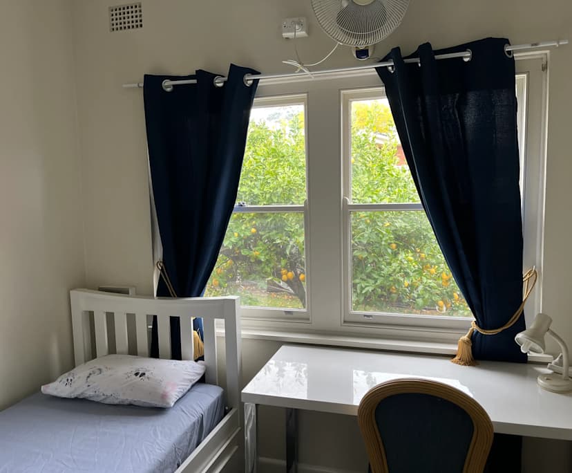 $250, Homestay, 5 bathrooms, Hornsby NSW 2077