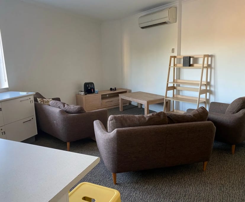 $190, Student-accommodation, 6 bathrooms, Mayfield NSW 2304