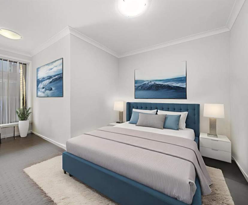 Unfurnished room with ensuite in a flatshare