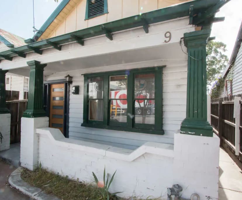 Whole Property for Rent in Balaclava, Melbourne 1...