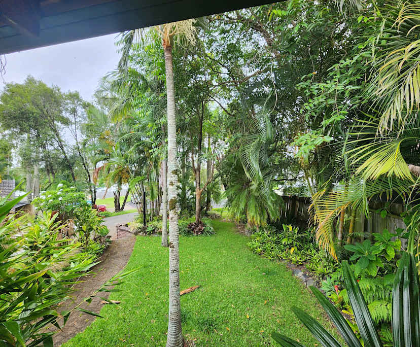 $375, Share-house, 6 bathrooms, Ashmore QLD 4214