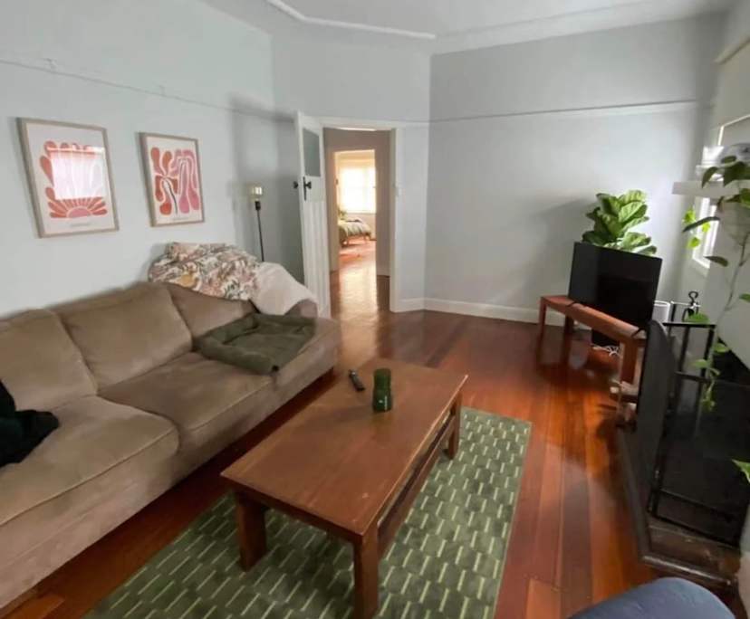 propertyImage