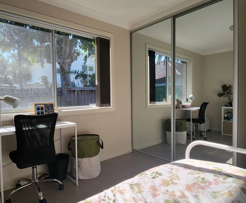 Furnished room in a share house