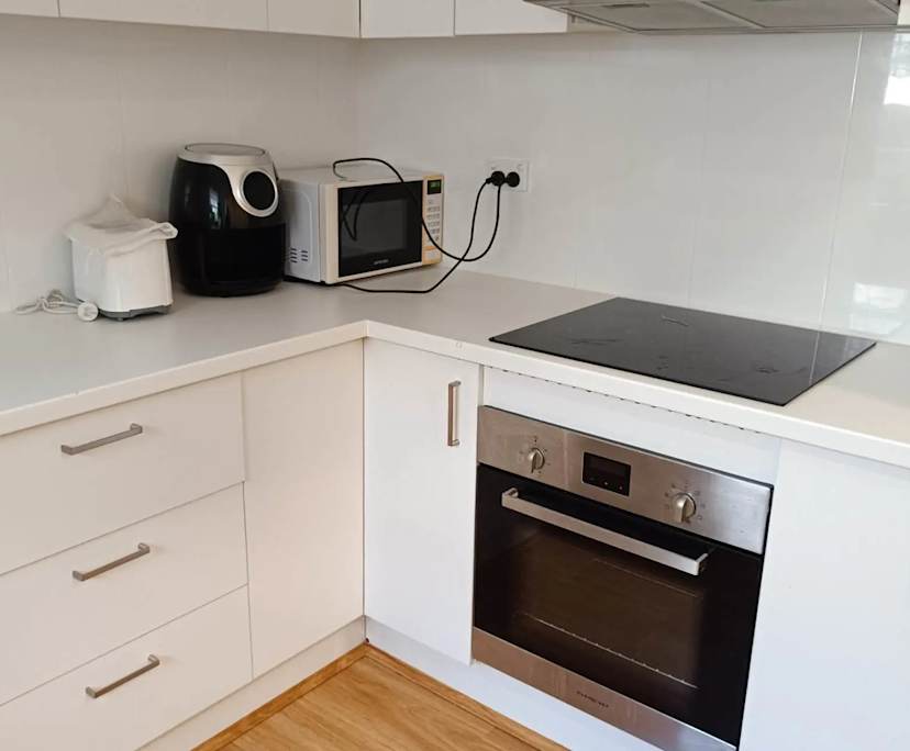 Room in a share house