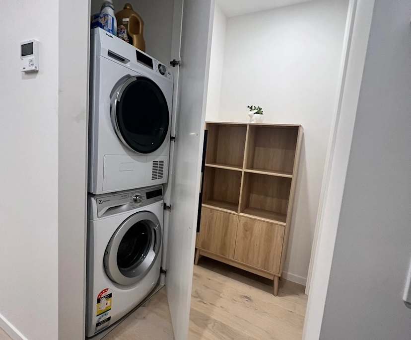 $245, Flatshare, 2 bathrooms, Melbourne VIC 3000