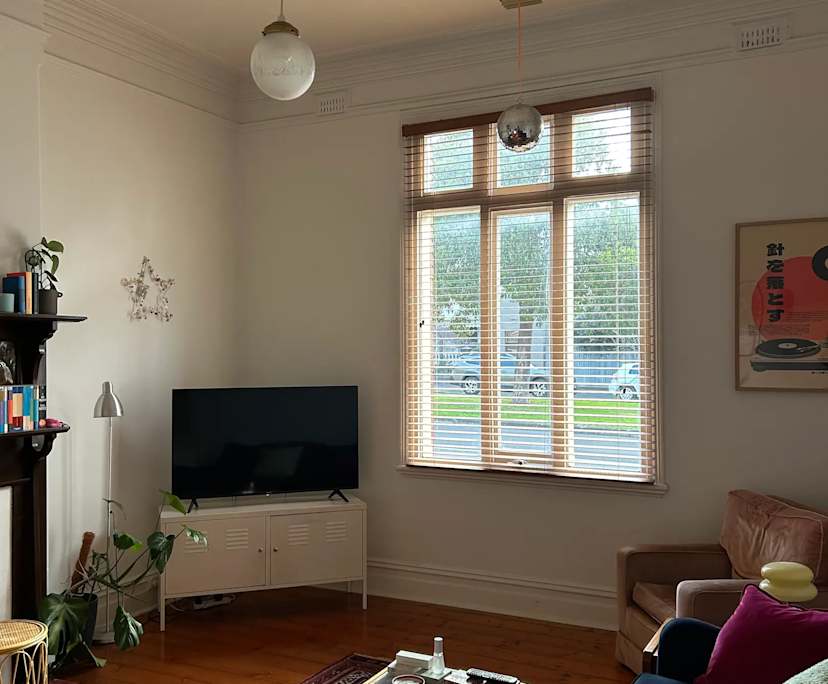 Unfurnished room in a share house