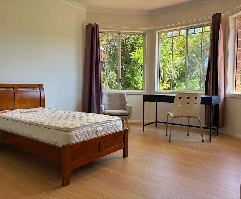 Furnished room in a share house