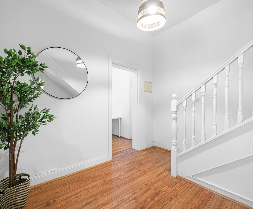 $375, Share-house, 4 bathrooms, Glebe NSW 2037