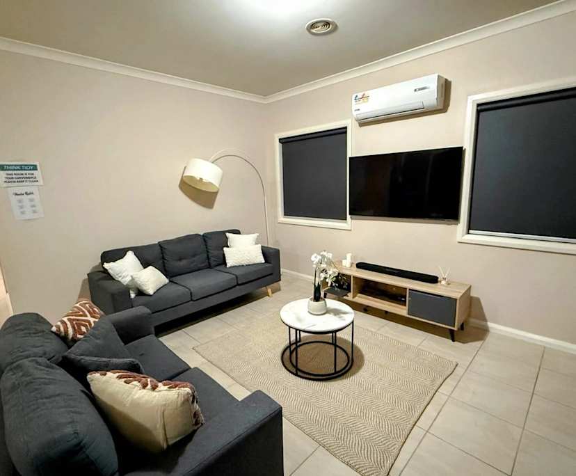 $320, Share-house, 3 bathrooms, Point Cook VIC 3030