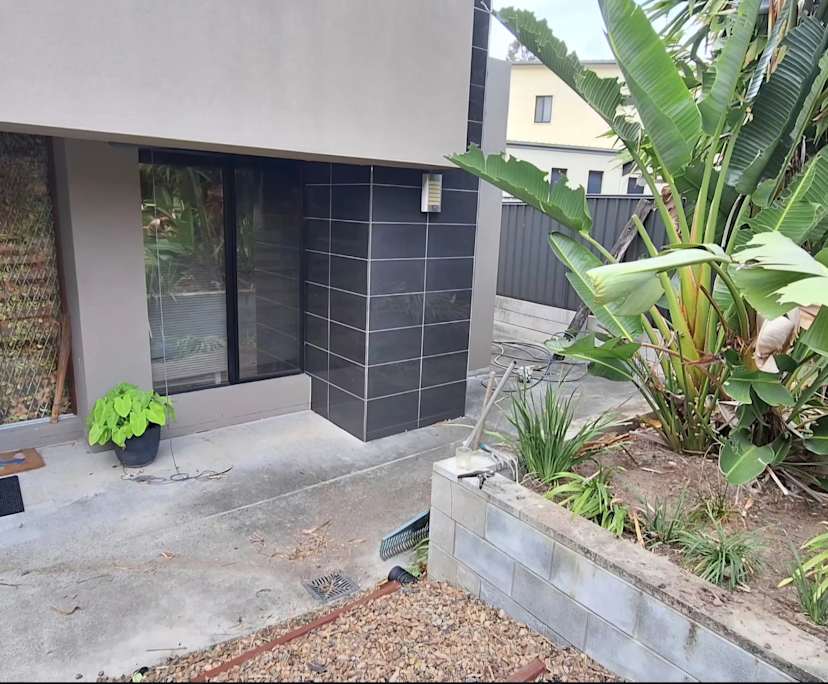 $400, 1-bed, 1 bathroom, Macgregor QLD 4109