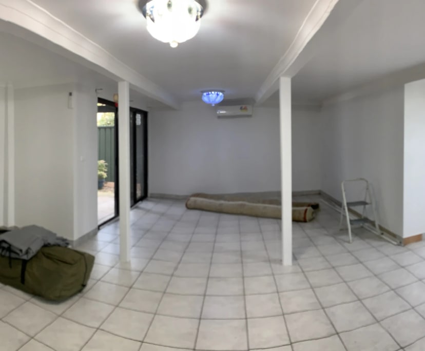 Granny Flat for Rent in Toongabbie, Sydney 320, U...