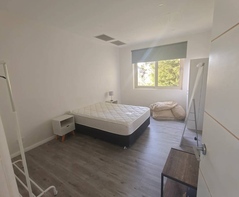 $325, Student-accommodation, 5 bathrooms, Earlwood NSW 2206