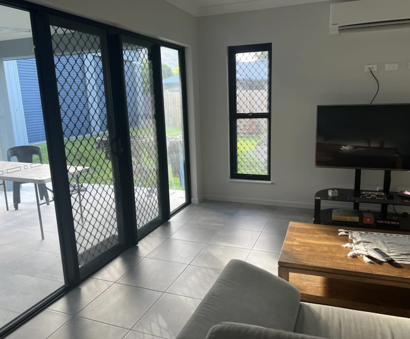 Room for Rent in White Rock, Cairns 210, Unfurnis...