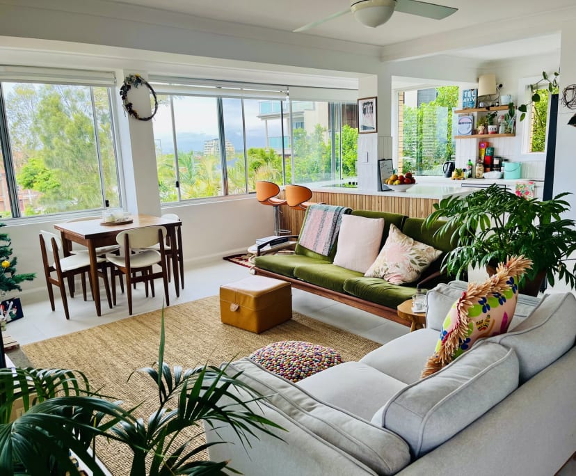 $750, Whole-property, 2 bathrooms, Coolangatta QLD 4225