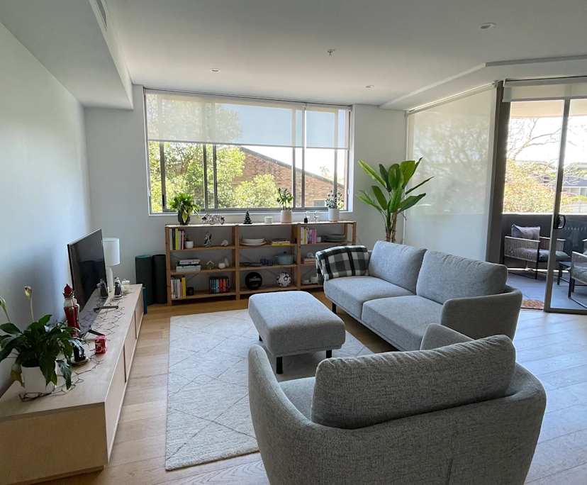 Unfurnished room with own bathroom