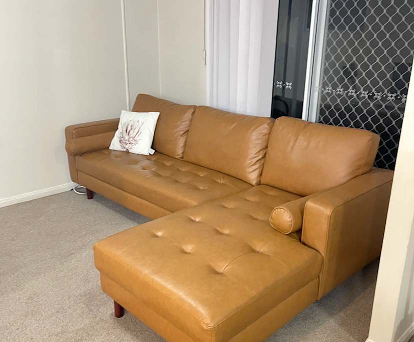 $390, Student-accommodation, 3 bathrooms, Coombabah QLD 4216