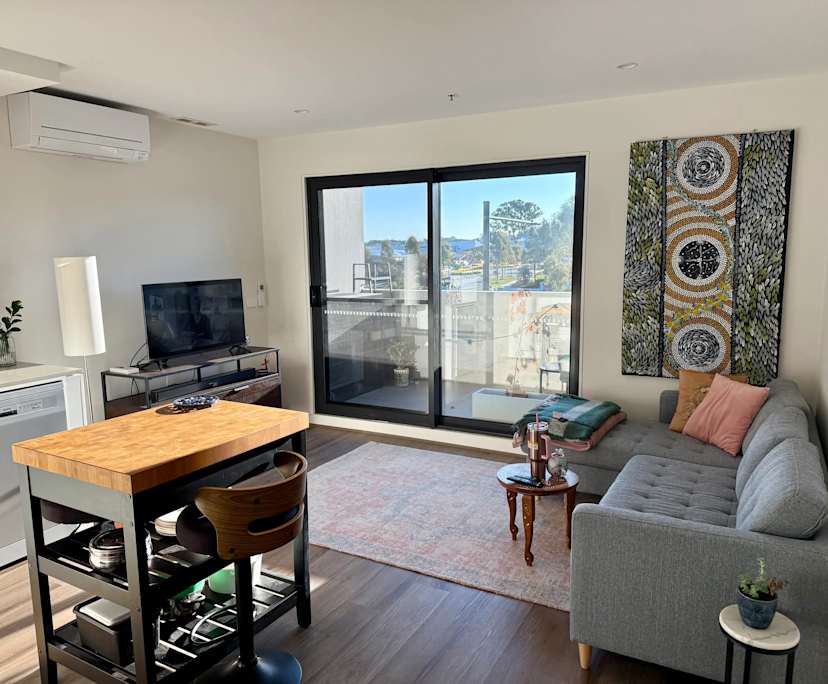 Whole property with 2 rooms for rent