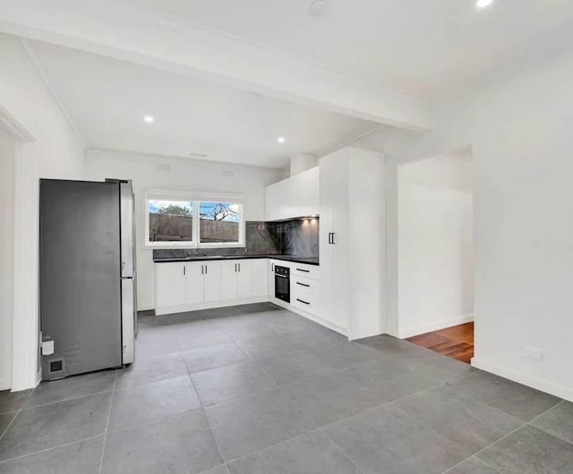 Unfurnished room in a share house