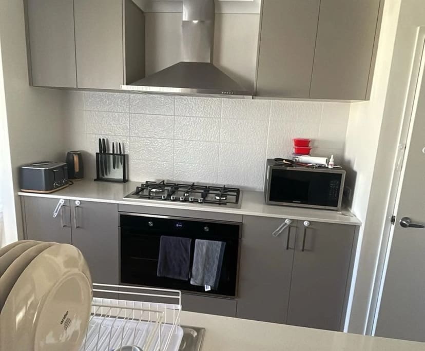 $300, Share-house, 3 bathrooms, Meadow Springs WA 6210