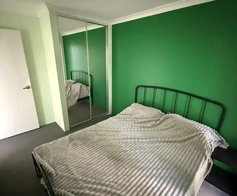 Room in a share house