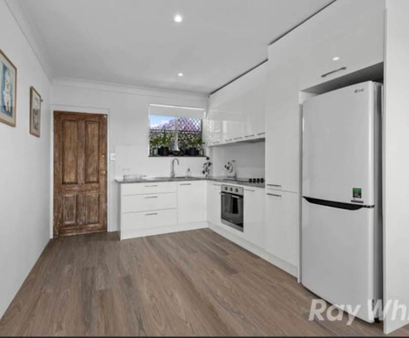 Unfurnished room in a flatshare