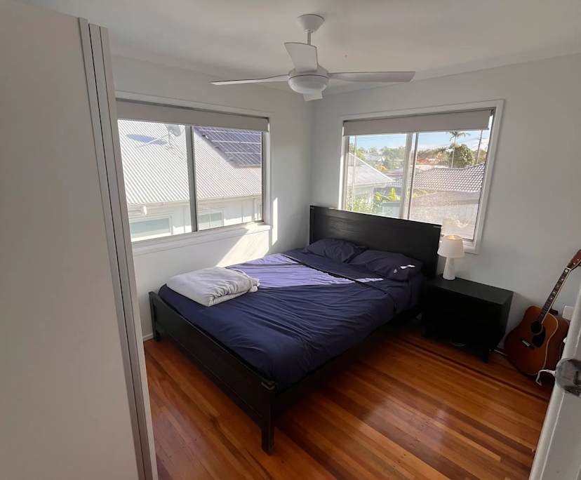 Room in a share house