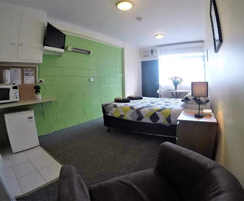 $350, Share-house, 6 bathrooms, Warrnambool VIC 3280