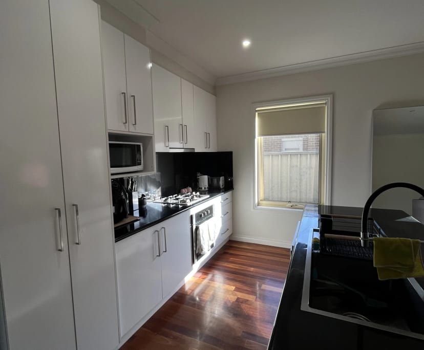 Unfurnished room in a share house