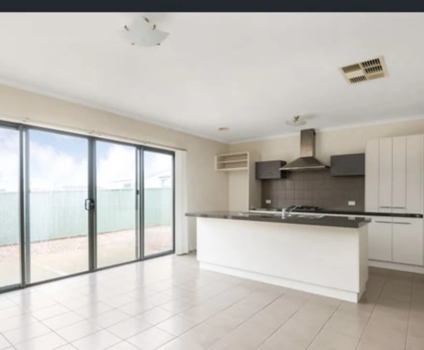 2 Rooms for Rent in North Bendigo, VIC 173, Unfur...