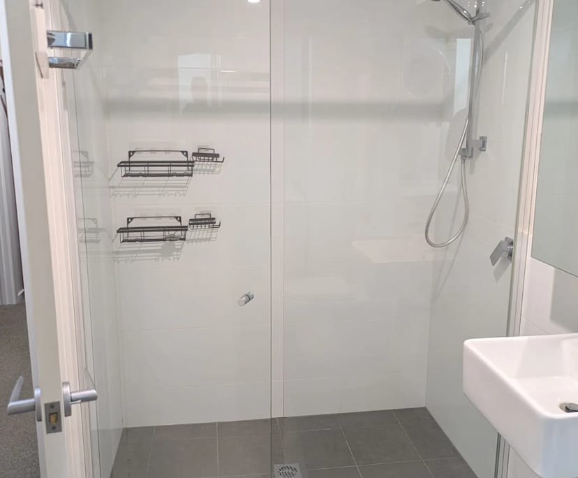 $250, Flatshare, 2 bathrooms, Greenway ACT 2900