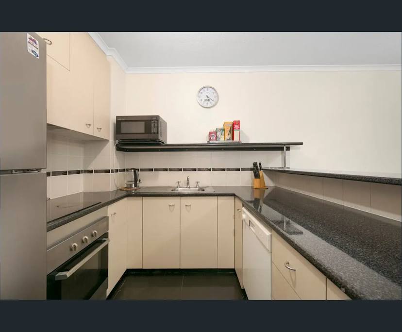$520, Flatshare, 2 bathrooms, Kangaroo Point QLD 4169