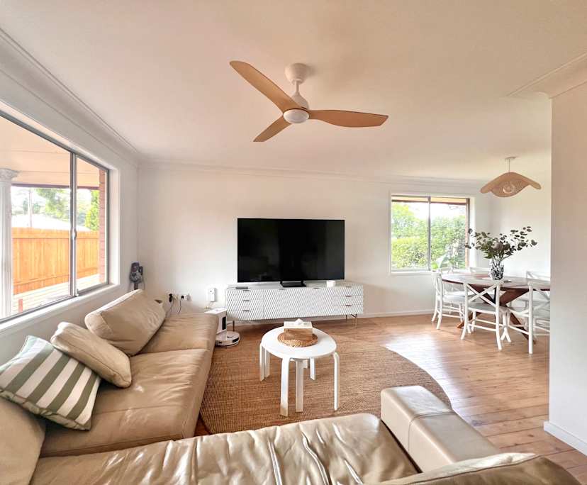 Whole property with 3 rooms for rent