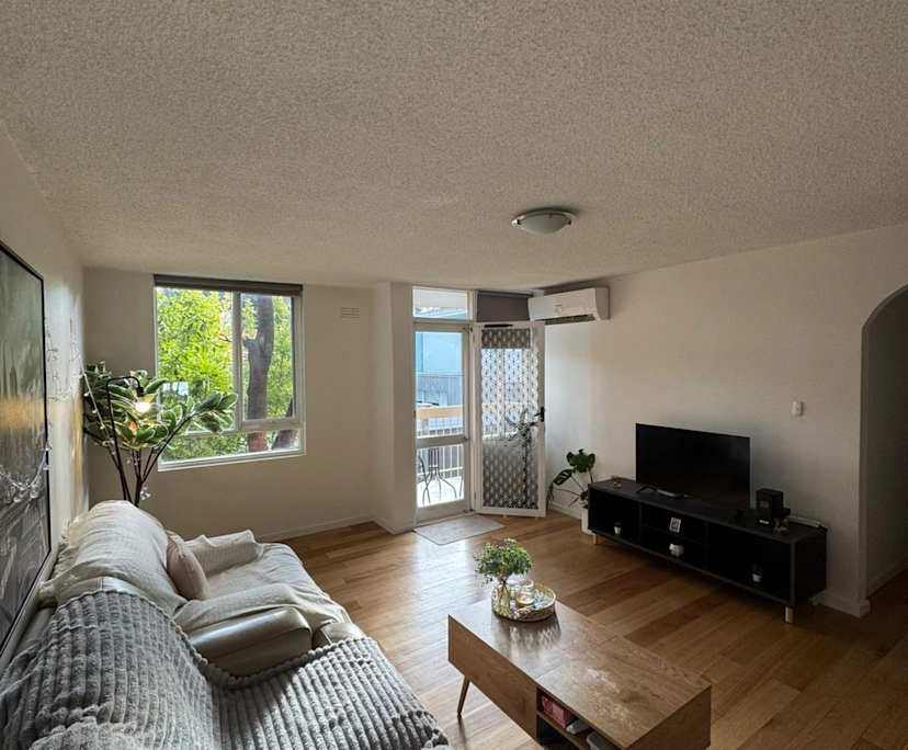 Whole property with 3 rooms for rent