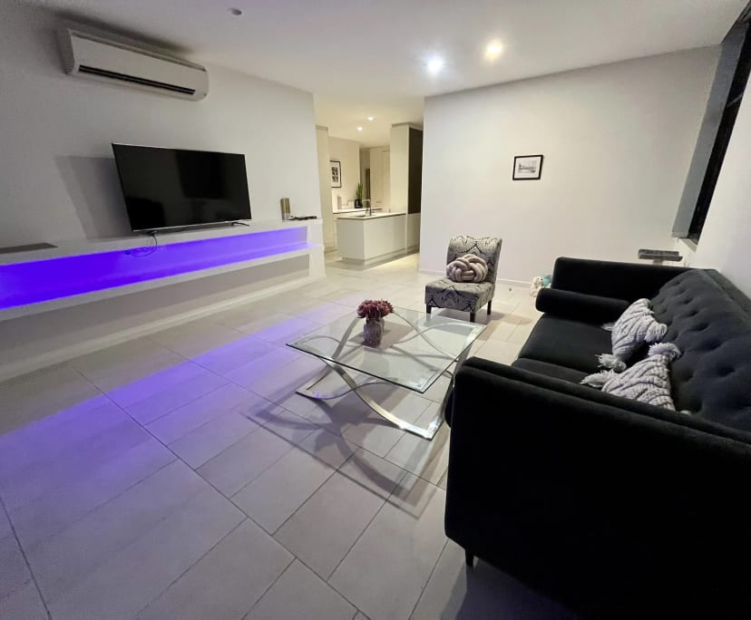 Furnished room with own bathroom