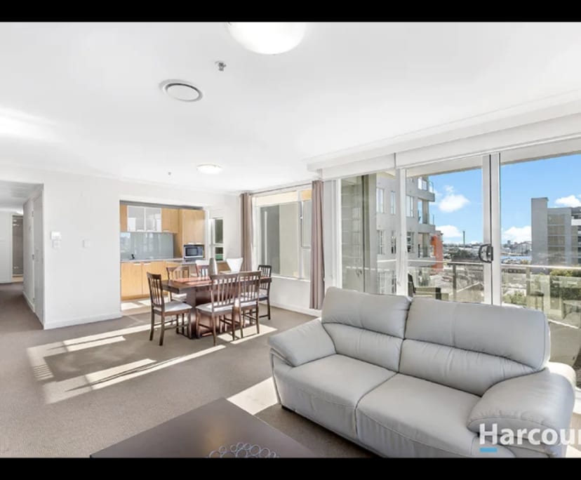 Room for Rent in Newcastle West, Newcastle 220, U...