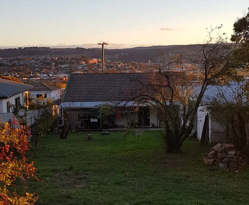 $400, Whole-property, 2 bathrooms, Ravenswood TAS 7250