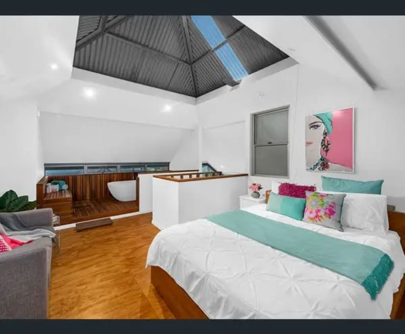 Unfurnished room in a share house