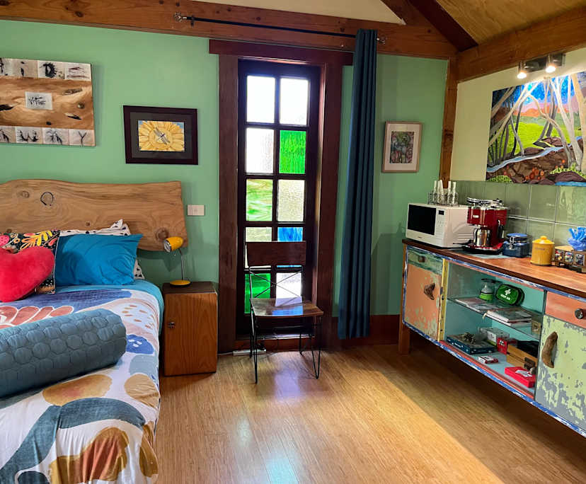 Furnished room studio flat for rent